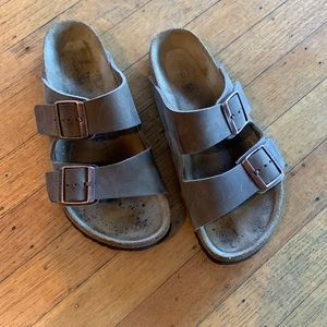 Birkenstock sandals size 37 (US6-6.5) excellent used condition